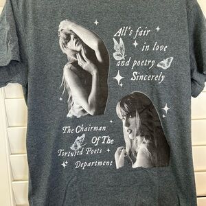 Taylor Swift Gray Graphic T-Shirt with Artistic Print